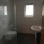 Ruhige Schoene 2-zimmer Apartman